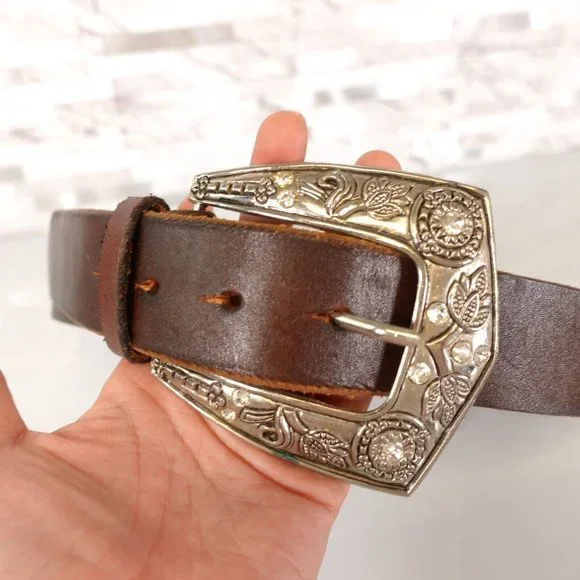 Womens Full Grain Leather Brown Western Cowgirl Rodeo Belt 32 Brass Boho Studded - Picture 3 of 7